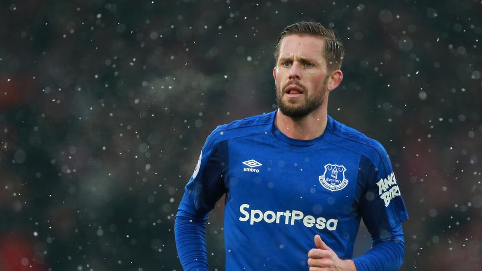 苏炳添表示不放弃就是最快的秘诀，苏炳添突破瓶颈